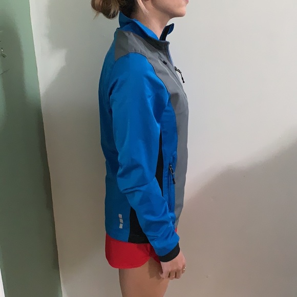 Running Jacket vented - Picture 2 of 3